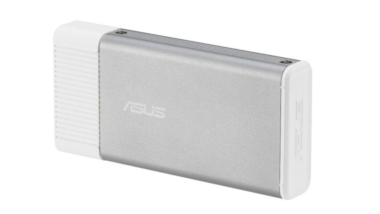 ASUS UGen300: l'intelligenza artificiale diventa tascabile e offline