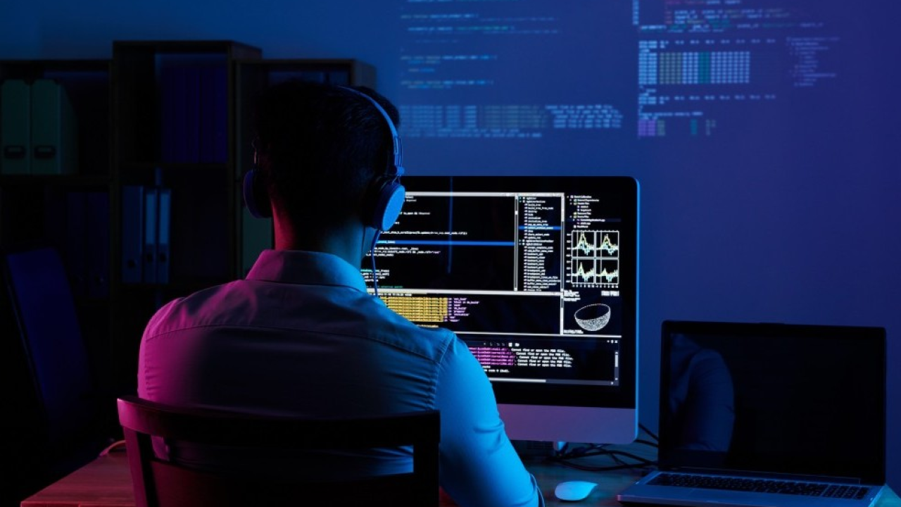 Dark web: un’identità italiana può essere acquistata per 90 $