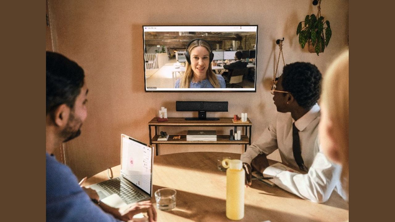Jabra PanaCast U30: la nuova frontiera della collaborazione nei piccoli spazi