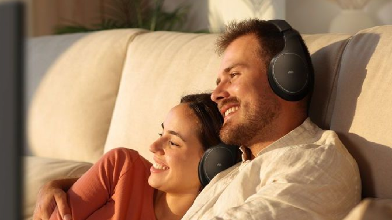 Meliconi trasforma l'ascolto televisivo condiviso con il nuovo bundle di cuffie HP Digital Smart