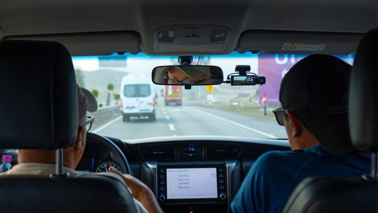 Auto sempre più smart: cresce l’interesse per dash cam e accessori personalizzati