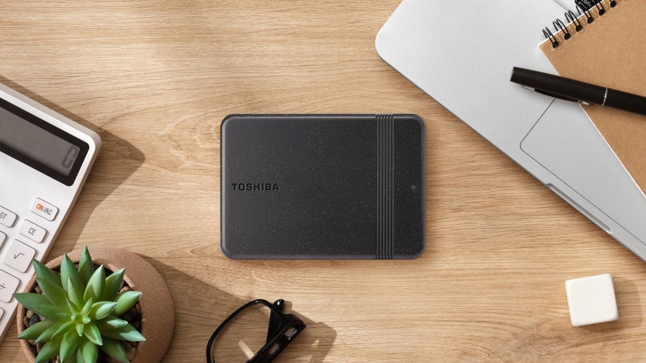 Arriva il nuovo Toshiba Canvio Ready con design sostenibile e alta capacità di archiviazione