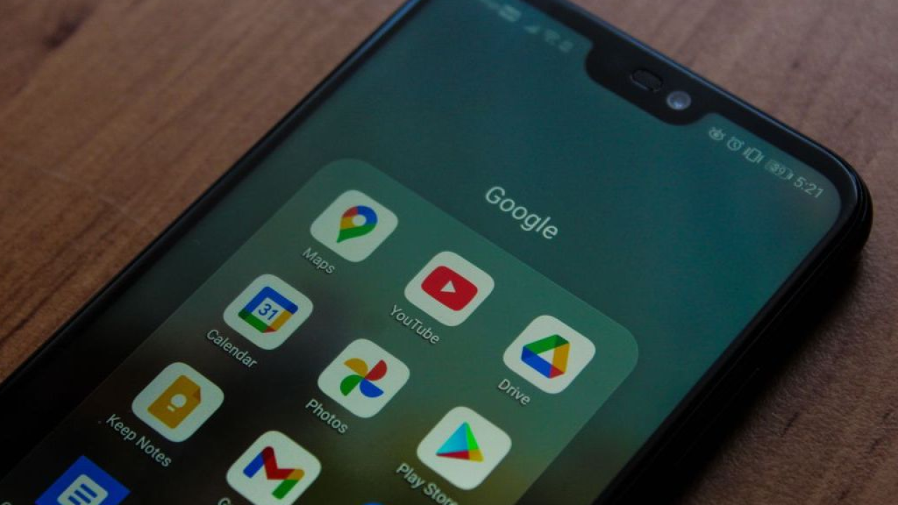 Google rafforza Android: arrivano le nuove protezioni anti-truffa basate sull'intelligenza artificiale